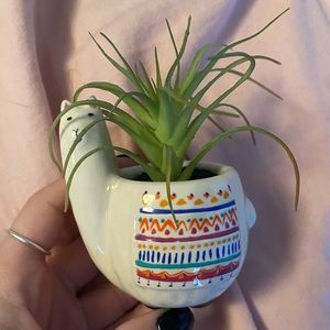 Natural Life llama plant decor.